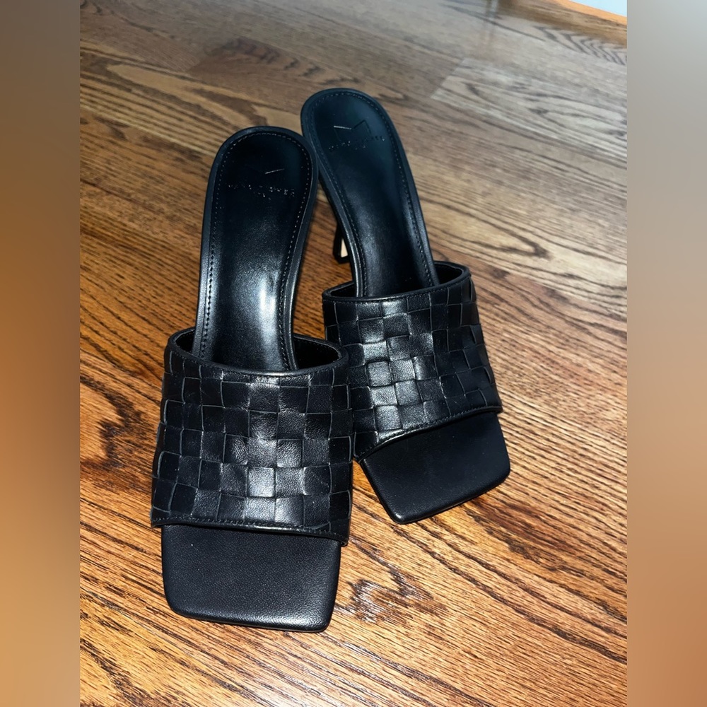 Black Marc Fisher LTD Sandals